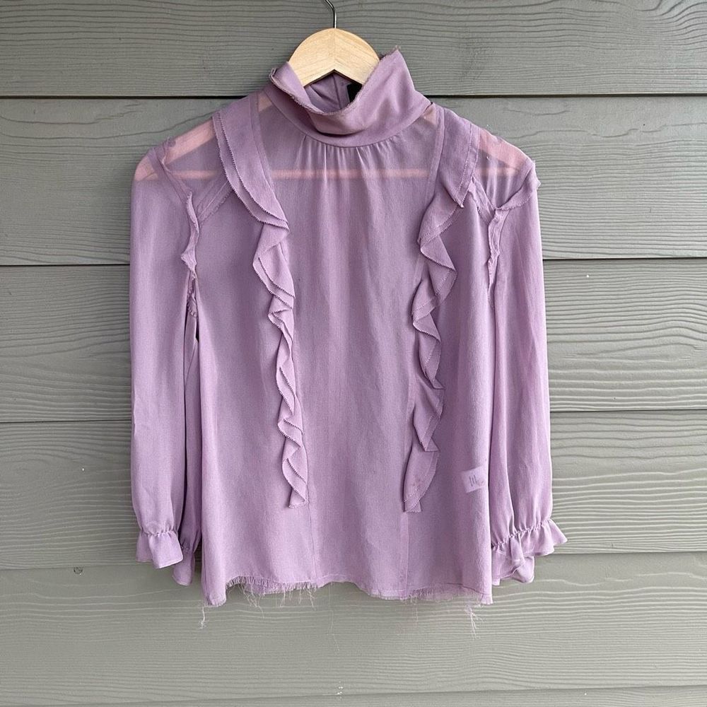 Adrienne Vittadini lilac long sleeve blouse